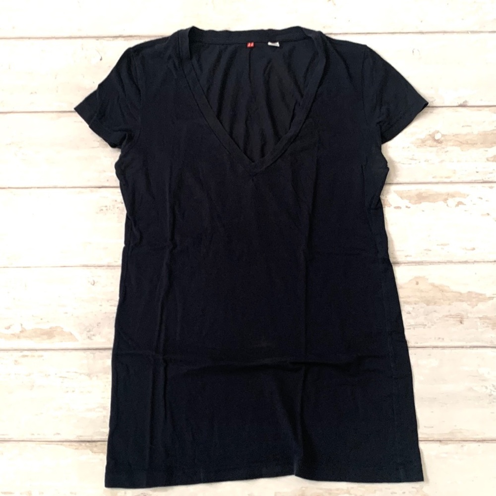 Uniqlo S/M Women’s V-neck T-shirt Short Sleeve Top Navy Blue Shirt Size Small